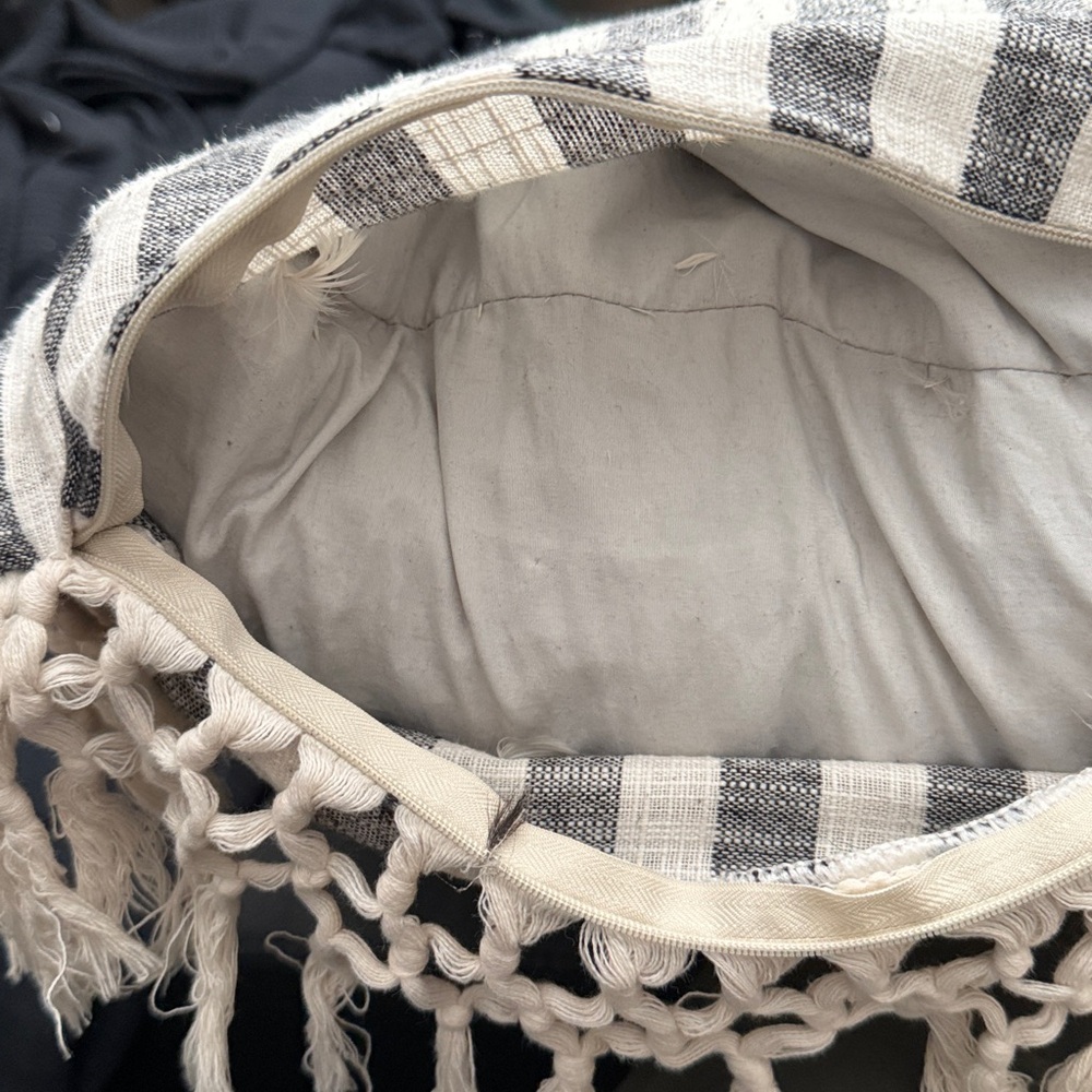 Striped Fringe Throw Pillow Feathers down fill Fringe 100% cotton removable zip - Picture 4 of 5
